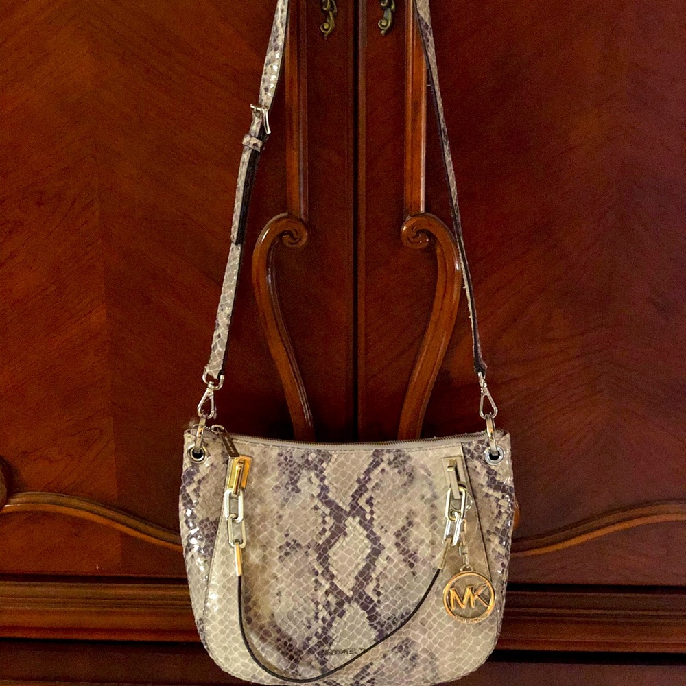 Micheal Kors handbag